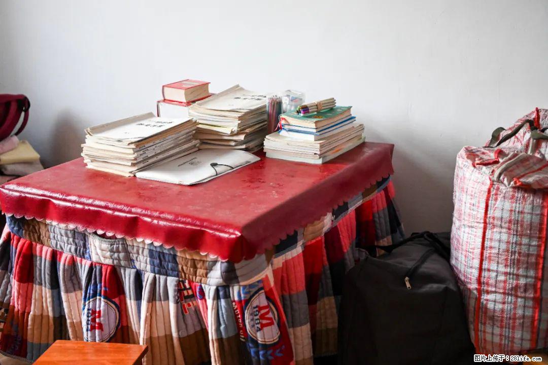 全网追的“扁担女孩”,找了一份暑假工,时薪12元 - 三门峡生活资讯 - 三门峡28生活网 smx.28life.com